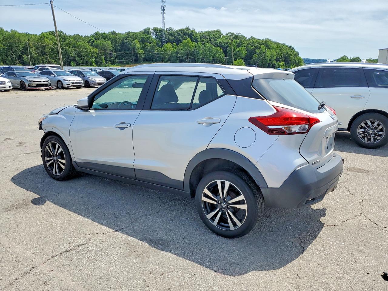 2019 NISSAN KICKS
