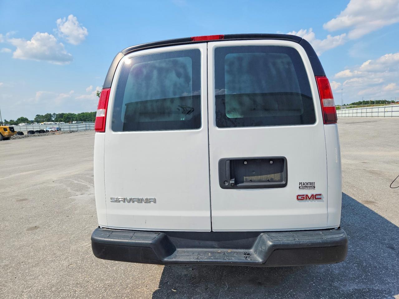 2021 GMC SAVANA