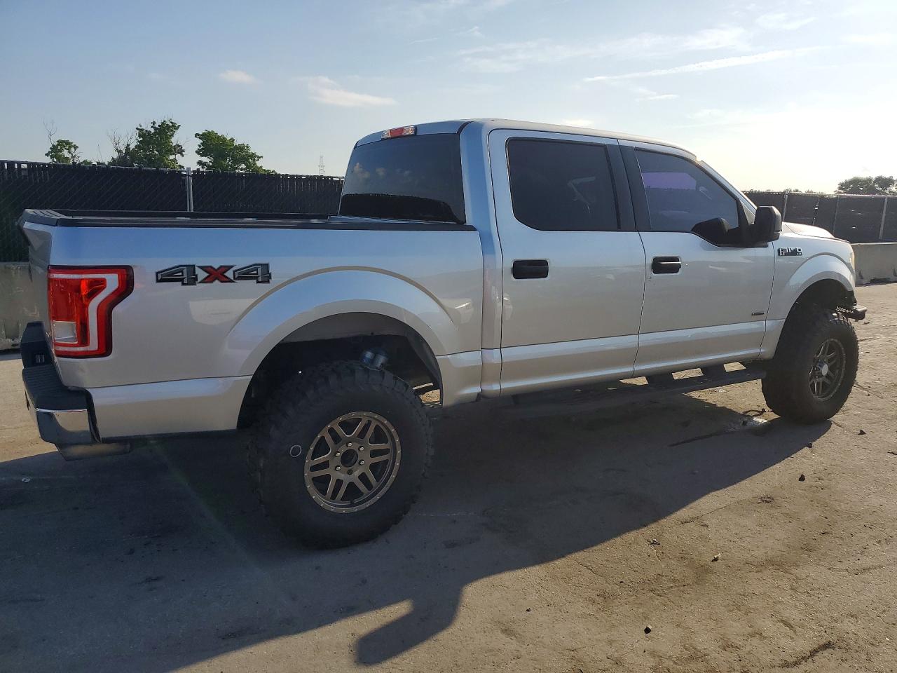 2017 FORD F150