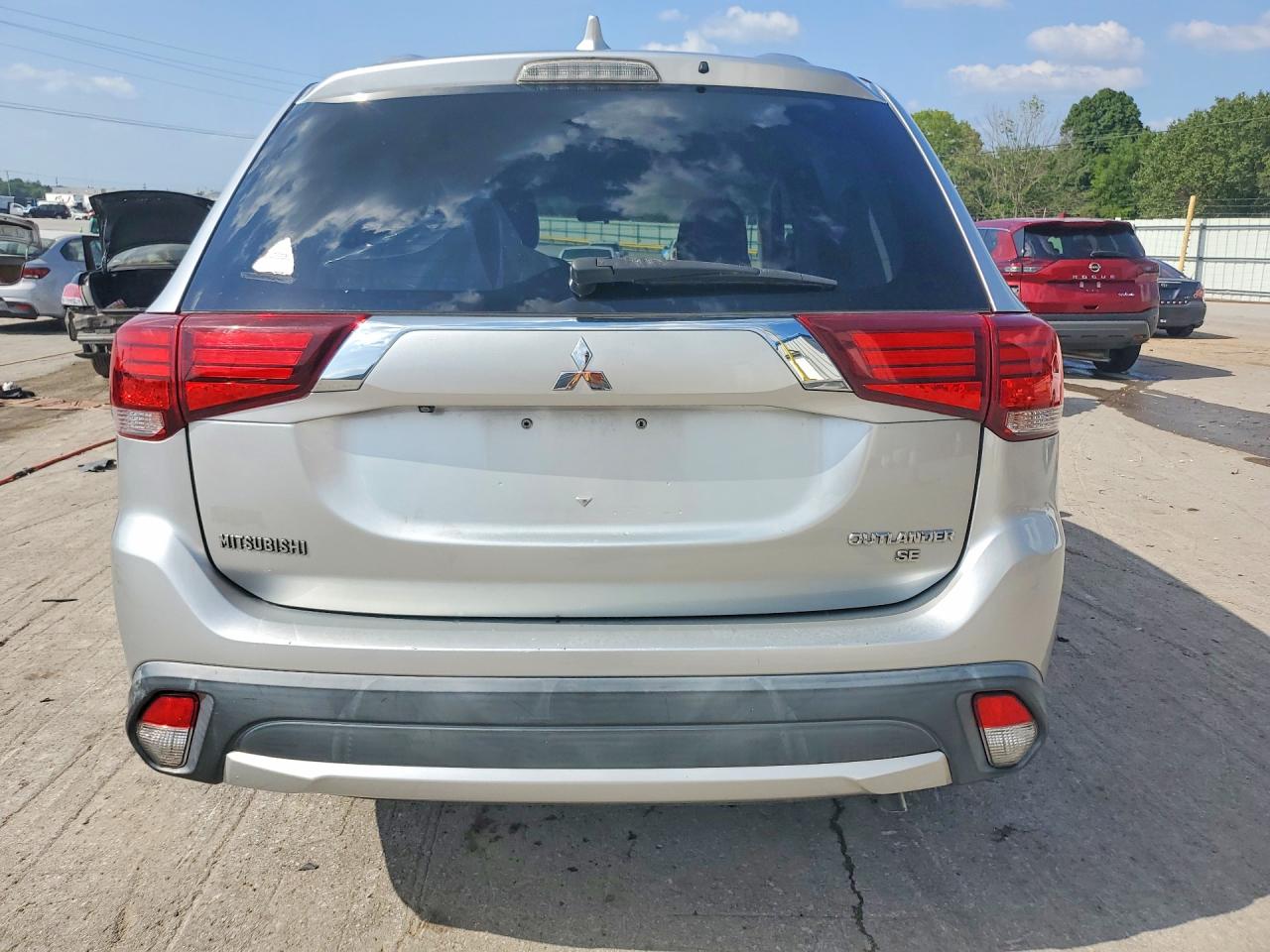 2018 MITSUBISHI OUTLANDER