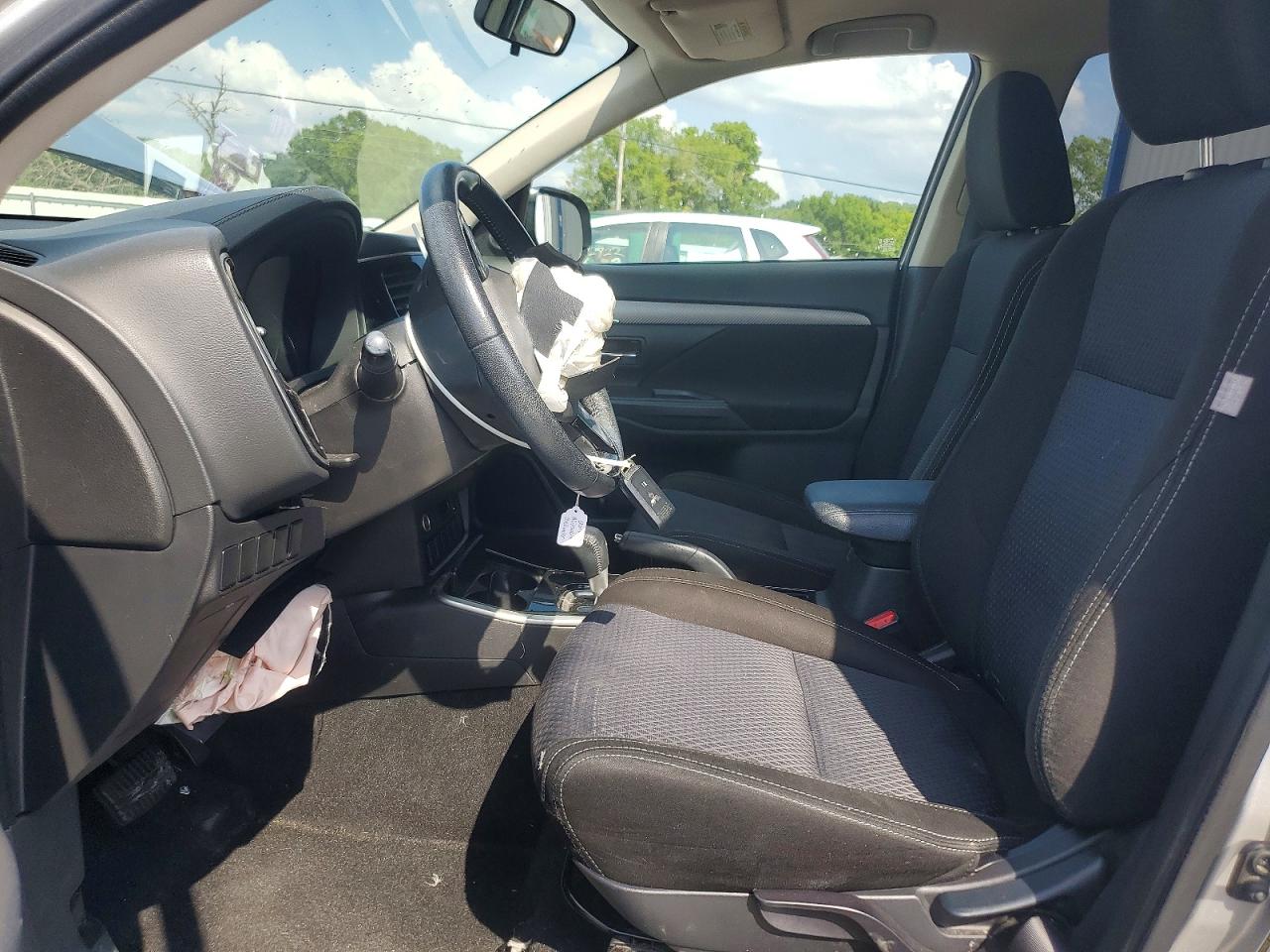 2018 MITSUBISHI OUTLANDER