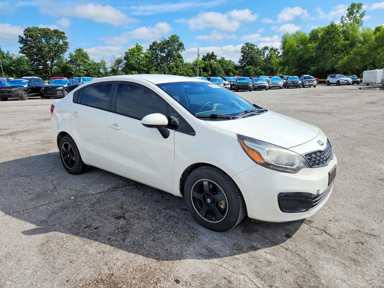 2015 KIA RIO