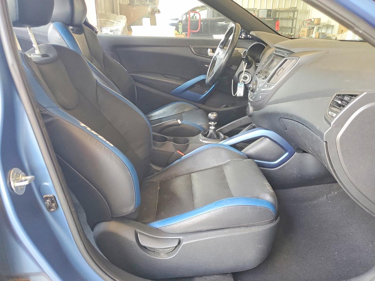 2016 HYUNDAI VELOSTER