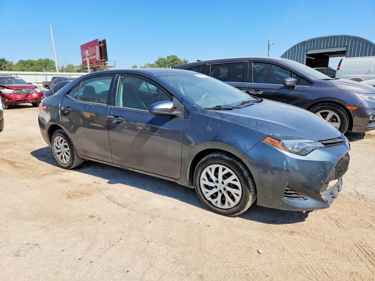 2017 TOYOTA COROLLA