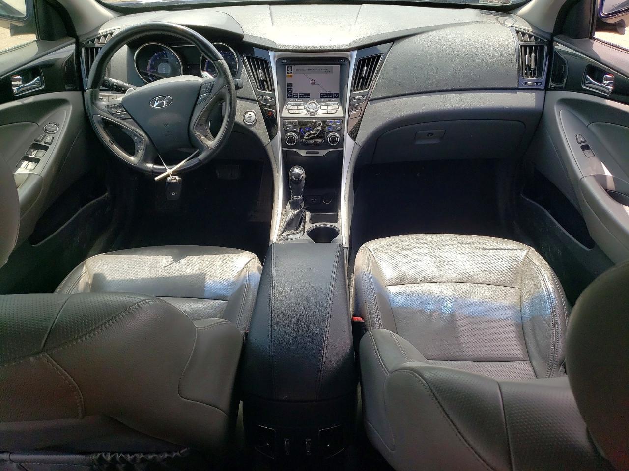 2013 HYUNDAI SONATA