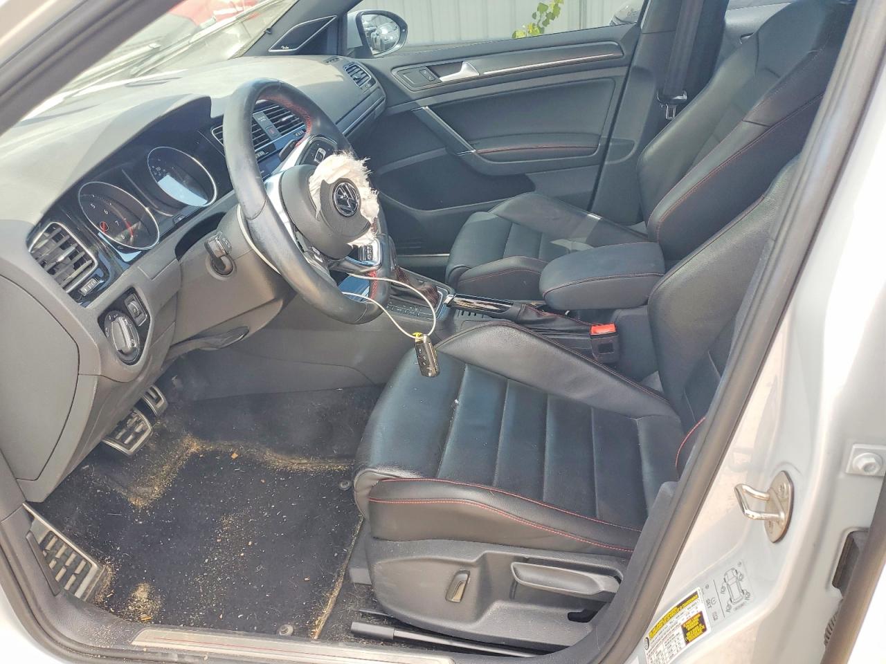 2019 VOLKSWAGEN GTI