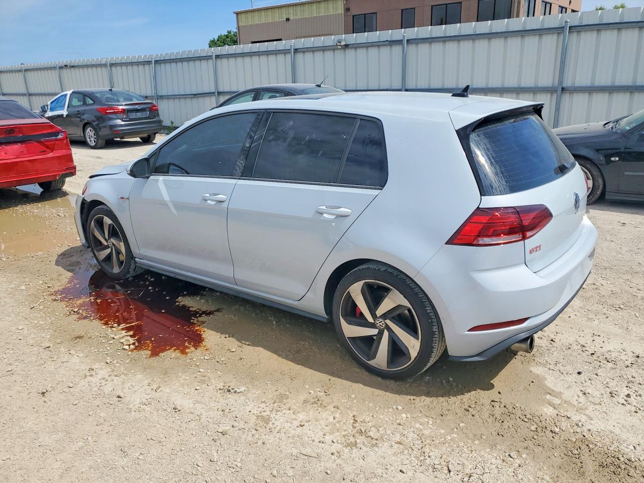 2019 VOLKSWAGEN GTI