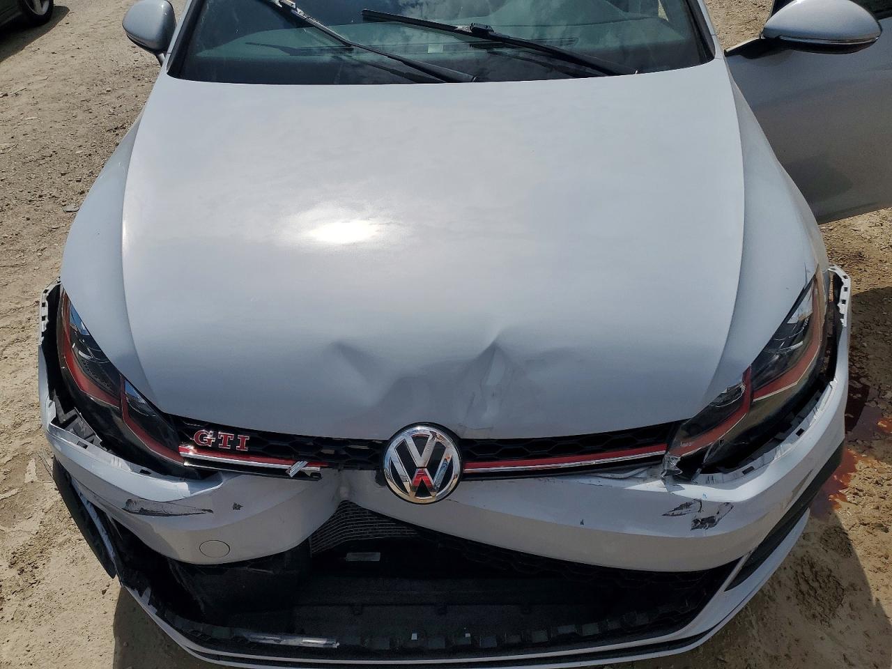 2019 VOLKSWAGEN GTI