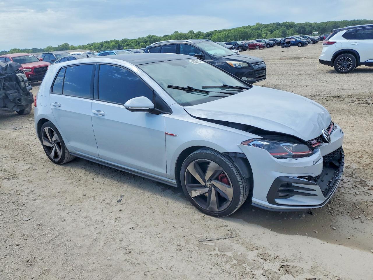 2019 VOLKSWAGEN GTI