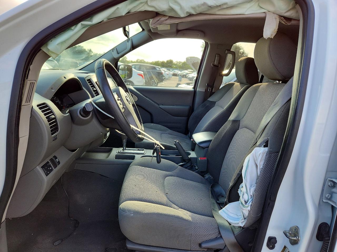 2019 NISSAN FRONTIER