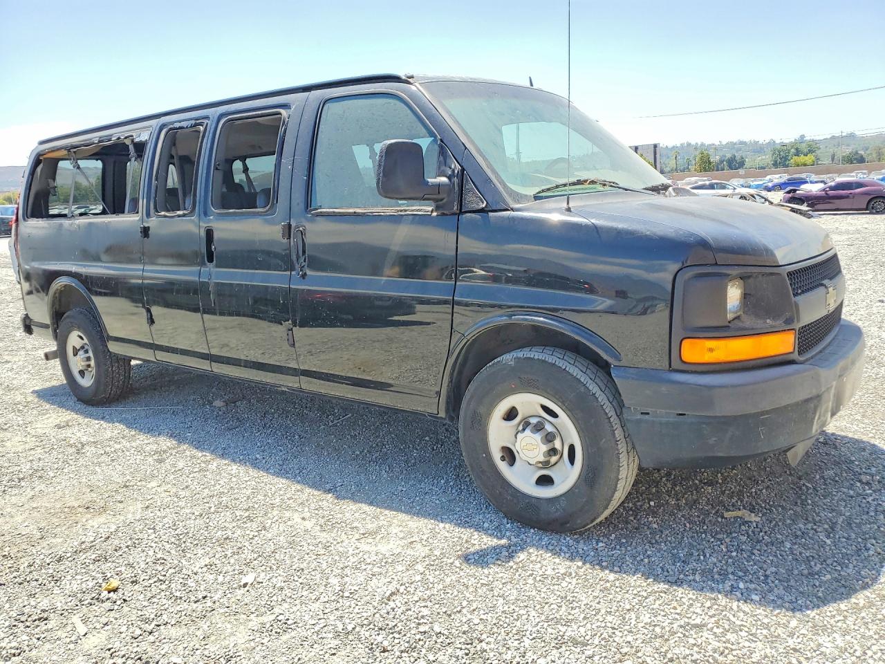 2013 CHEVROLET EXPRESS