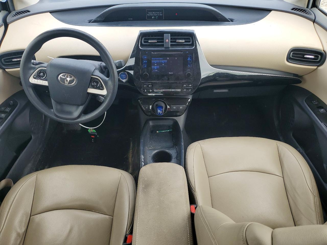 2016 TOYOTA PRIUS