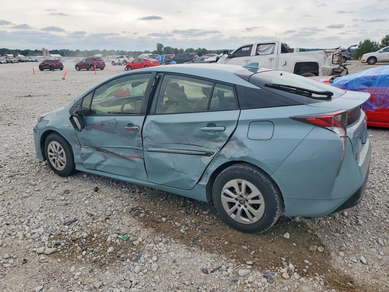 2016 TOYOTA PRIUS