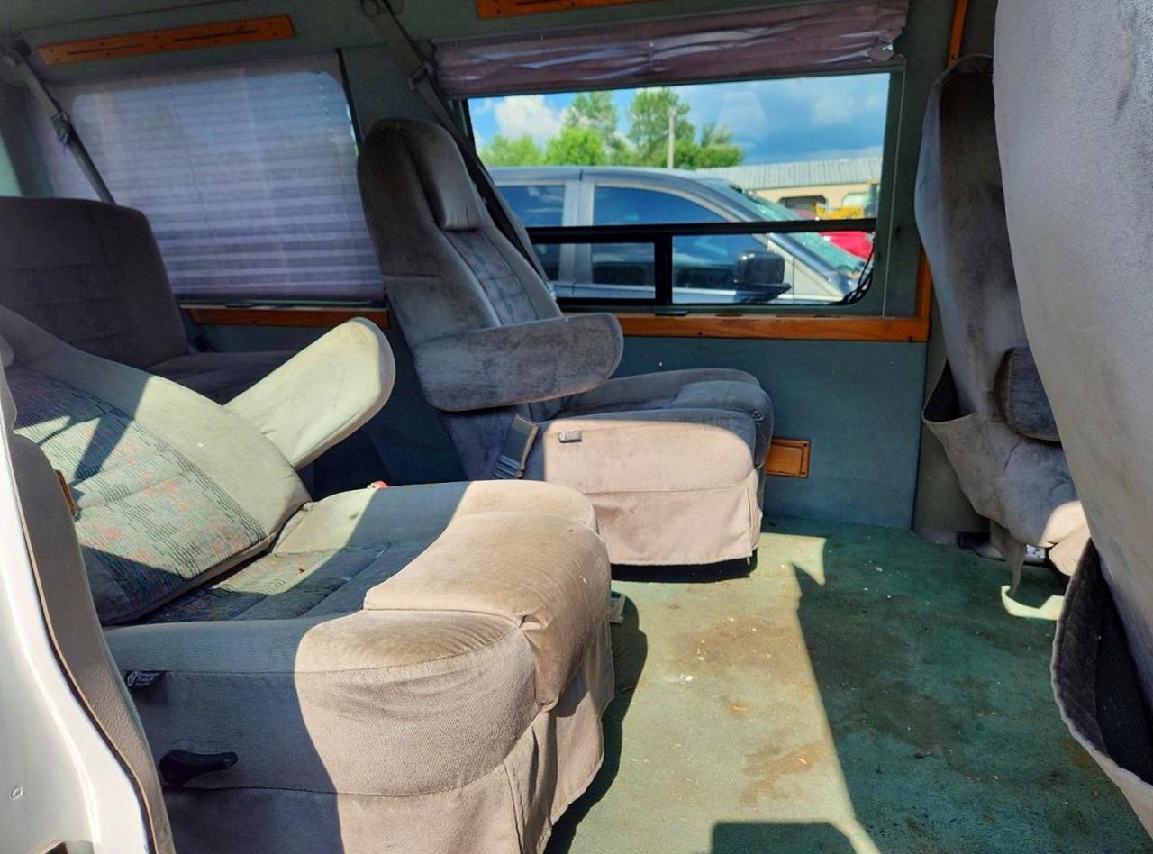 2000 CHEVROLET EXPRESS
