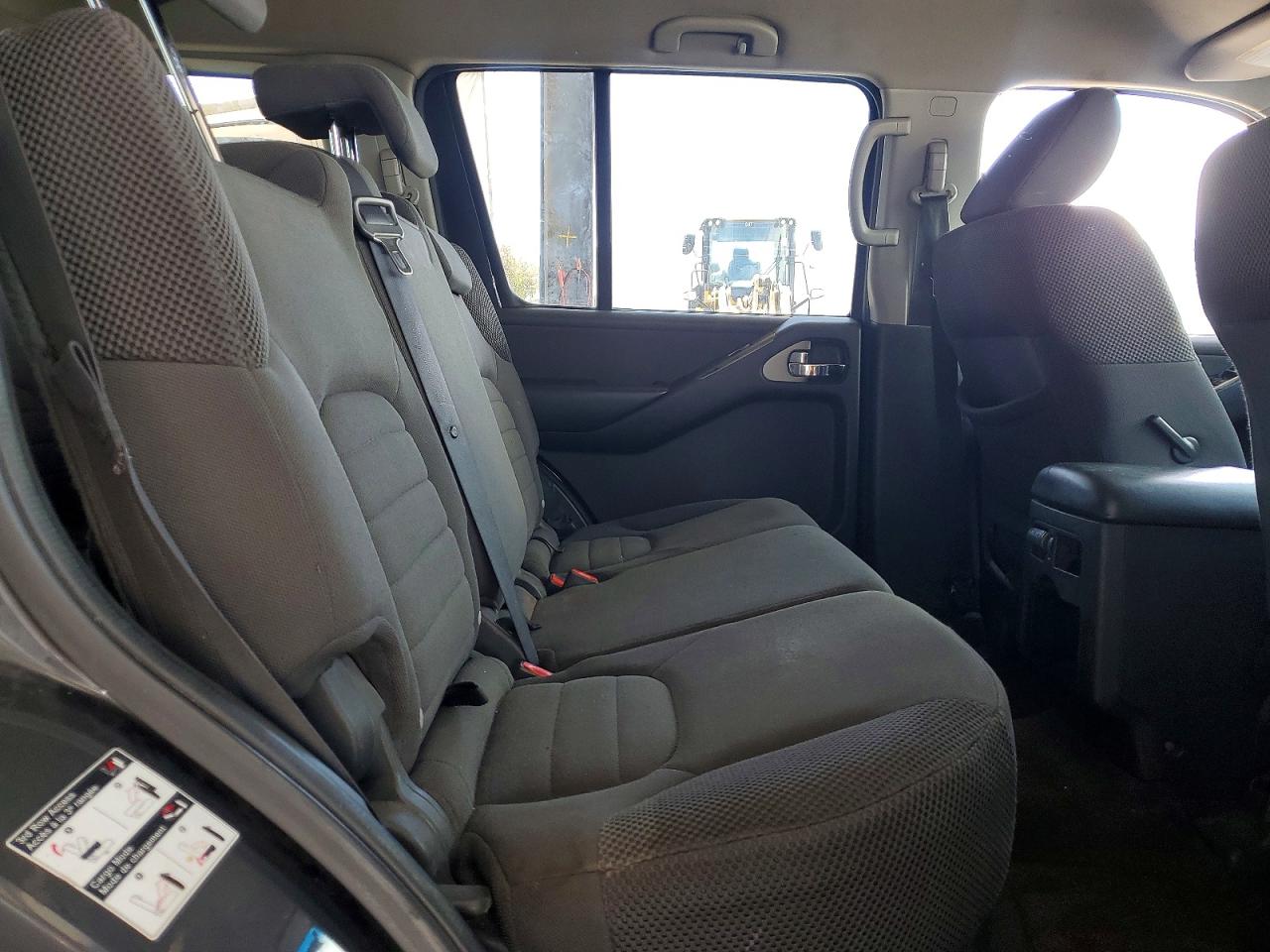 2010 NISSAN PATHFINDER