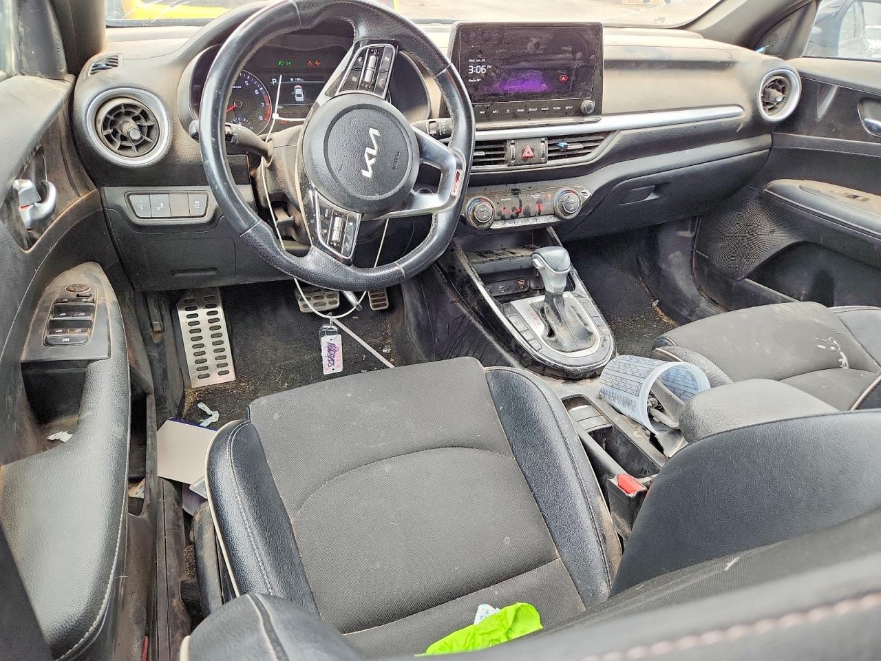 2024 KIA FORTE