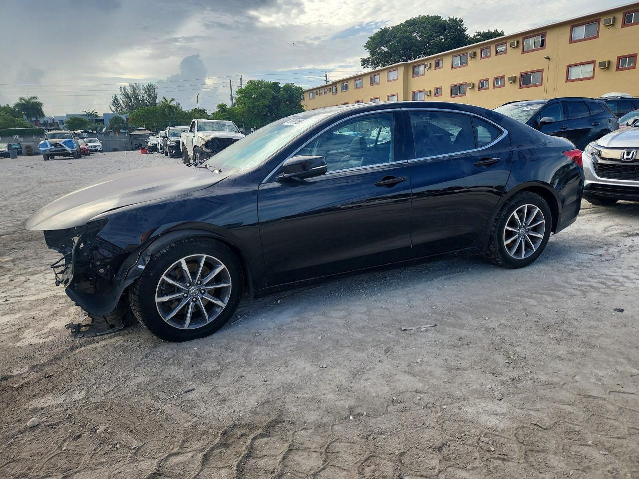 2018 ACURA TLX