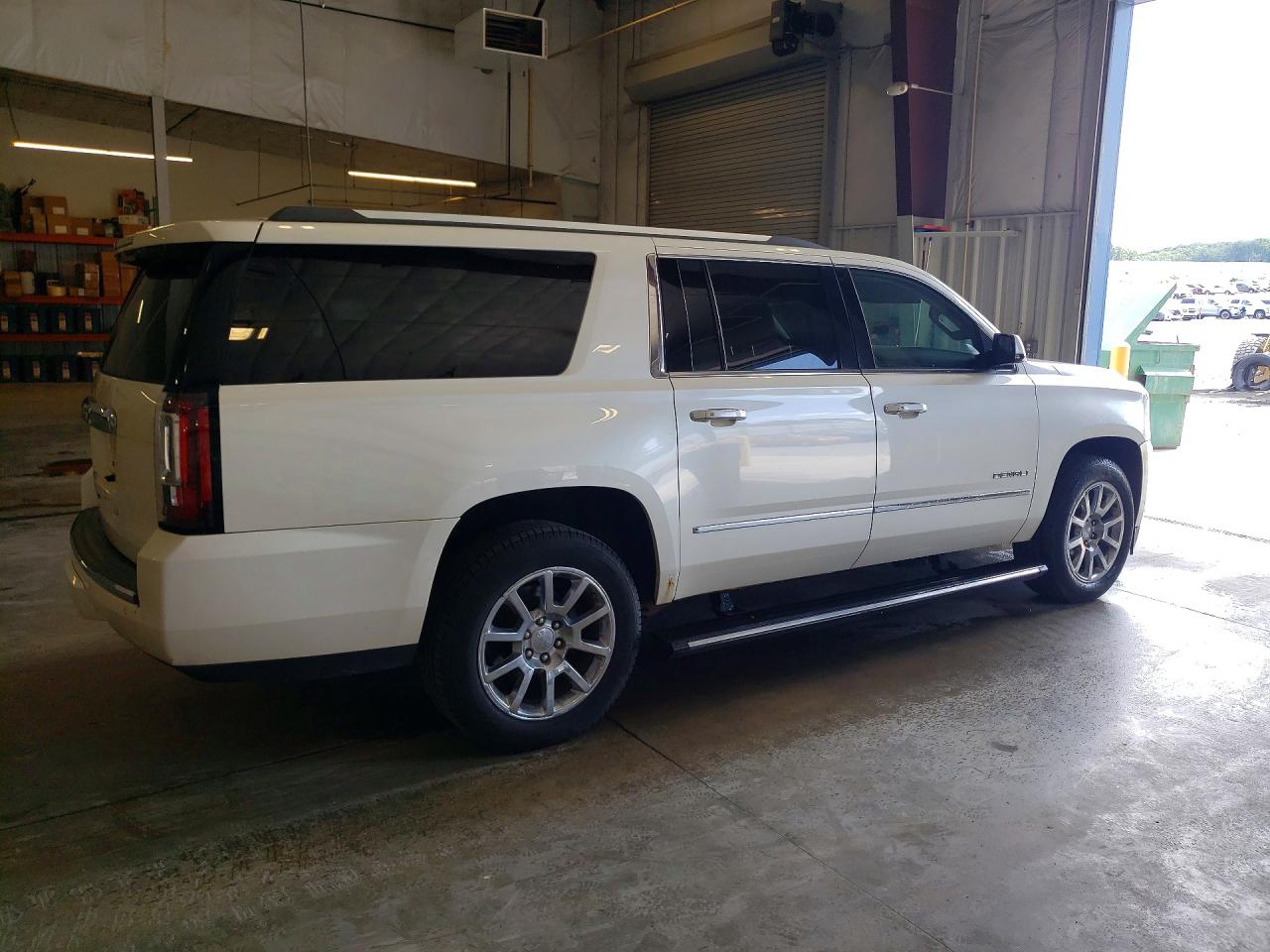 2015 GMC YUKON
