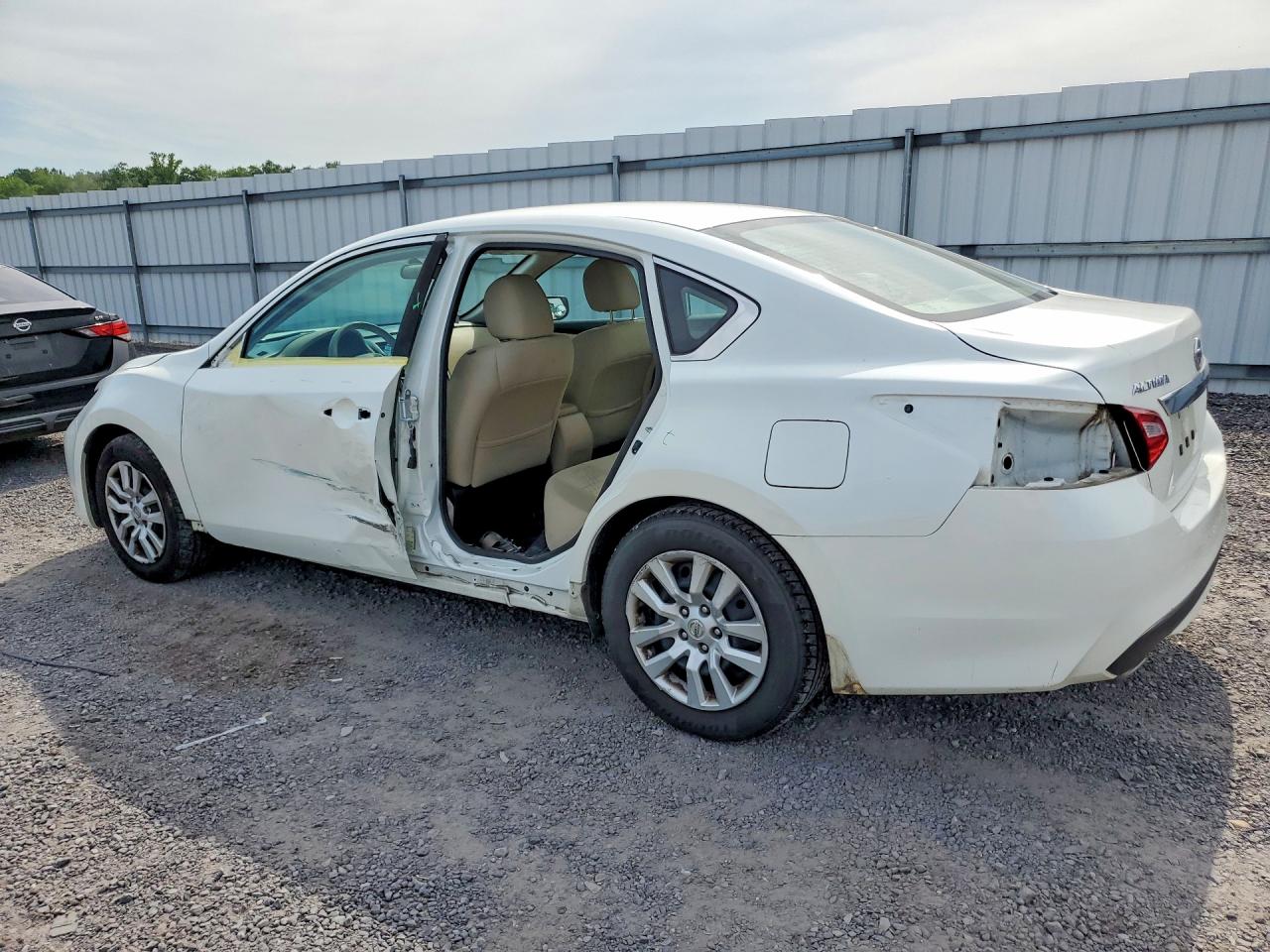2016 NISSAN ALTIMA