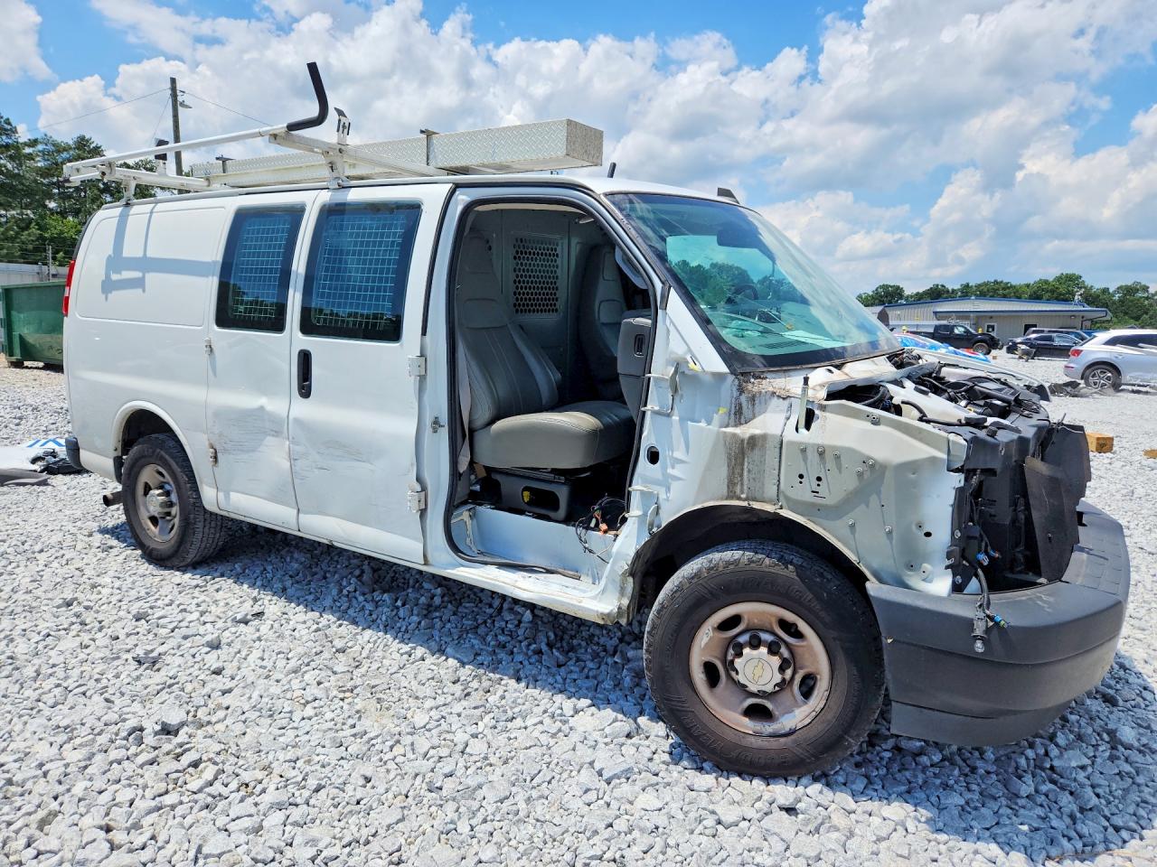2020 CHEVROLET EXPRESS