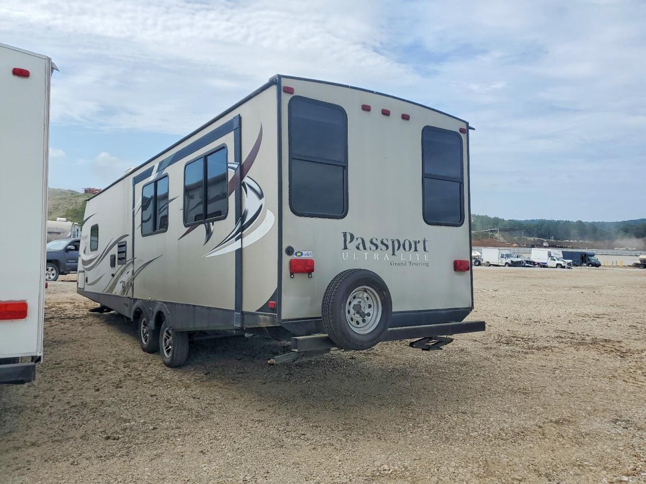 2015 KEYSTONE 50STAILER