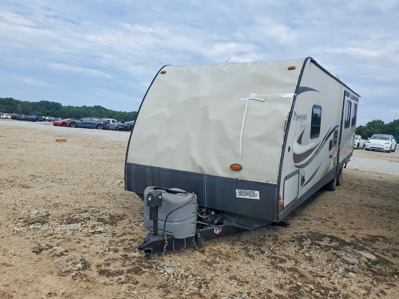 2015 KEYSTONE 50STAILER