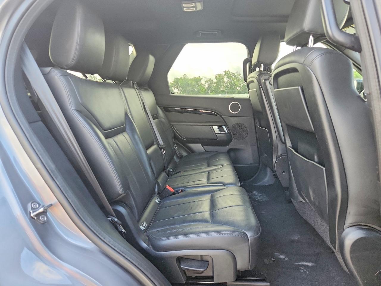 2020 LAND ROVER DISCOVERY