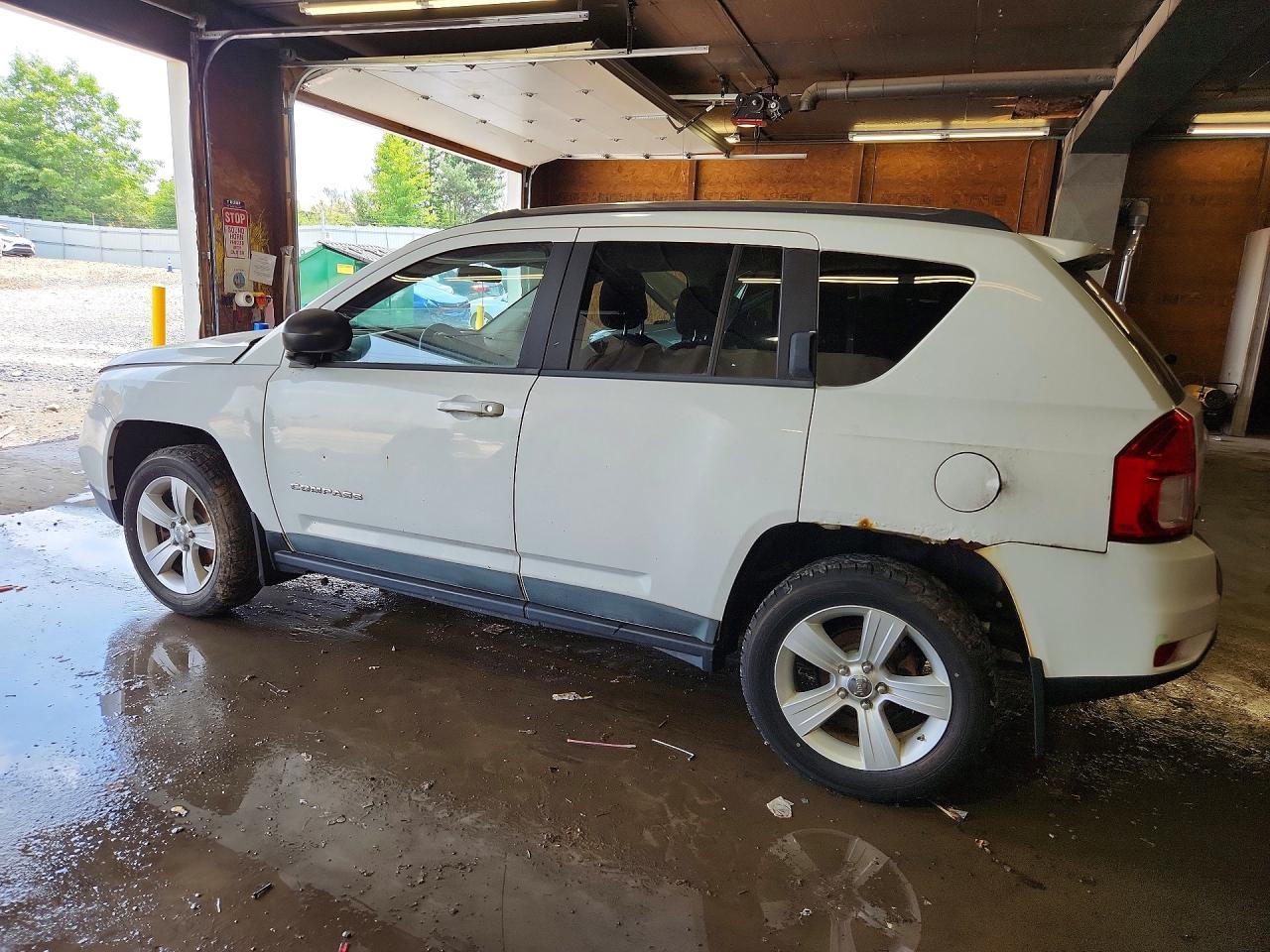 2011 JEEP COMPASS