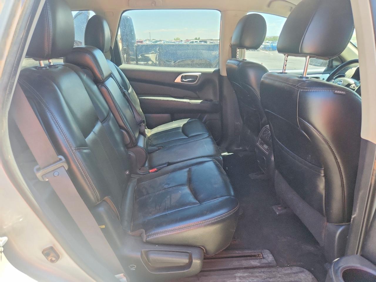 2017 NISSAN PATHFINDER