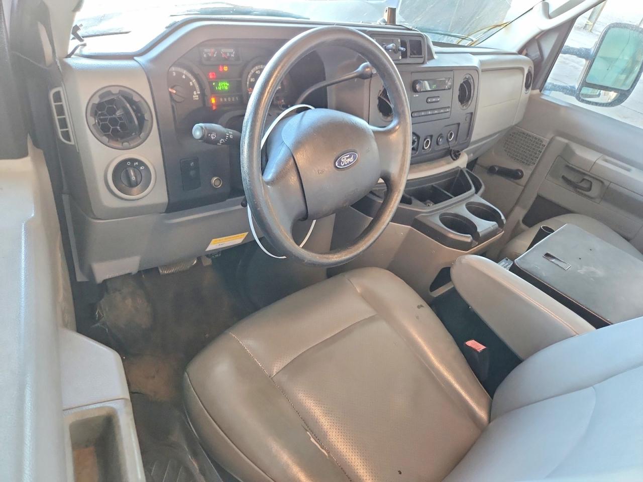 2011 FORD ECONOLINE