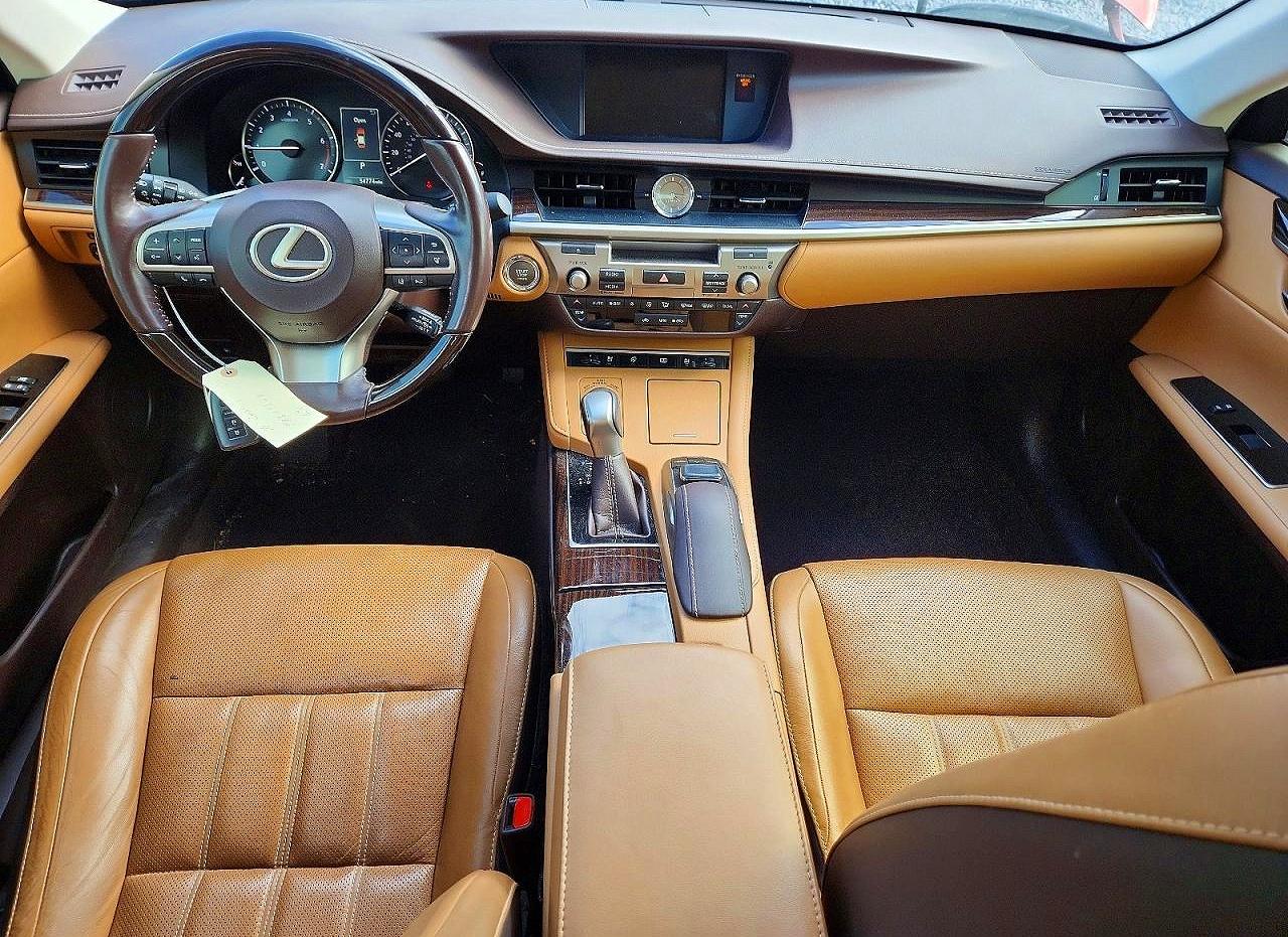 2016 LEXUS ES350