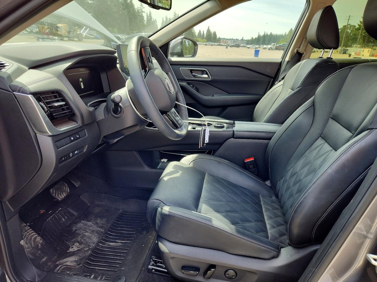 2025 NISSAN ROGUE