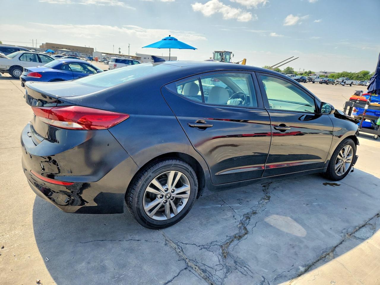 2017 HYUNDAI ELANTRA