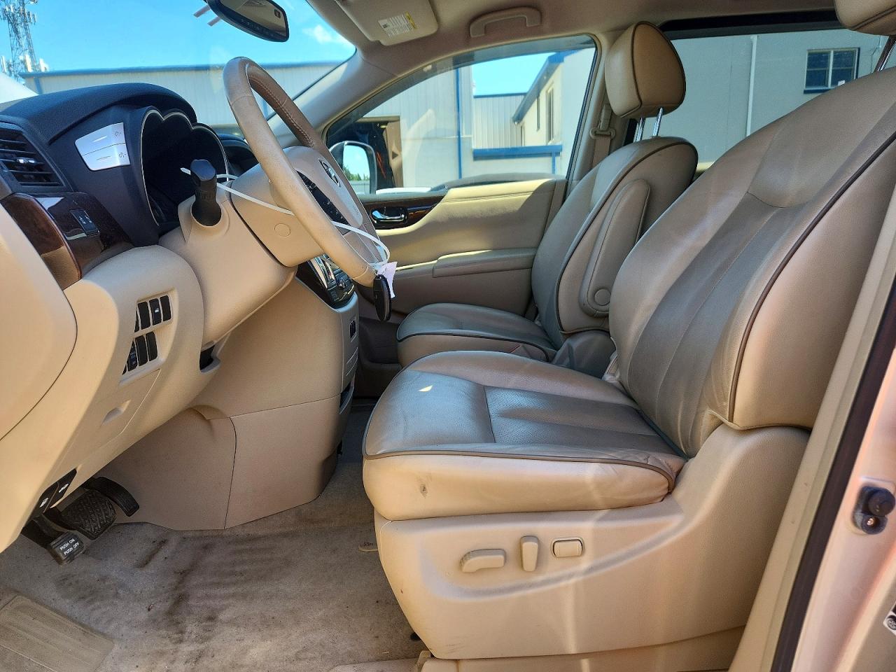 2013 NISSAN QUEST
