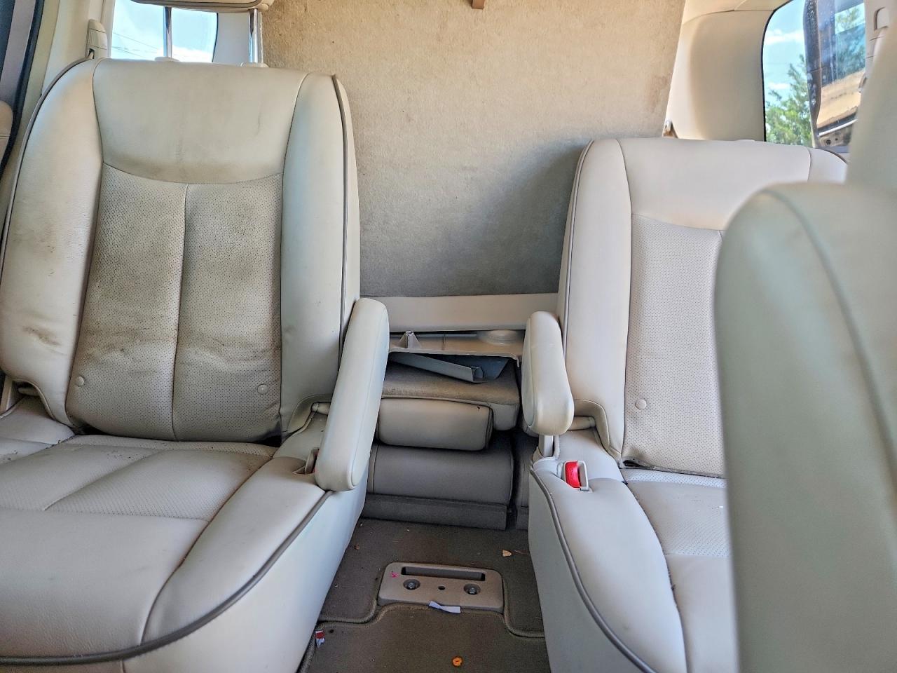 2013 NISSAN QUEST