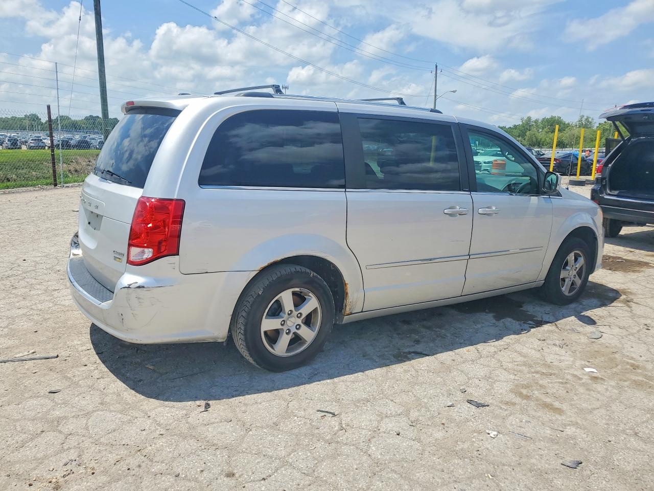 2011 DODGE CARAVAN