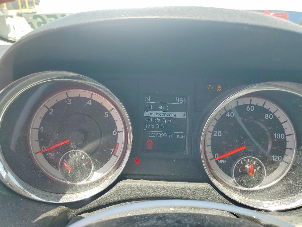 2011 DODGE CARAVAN