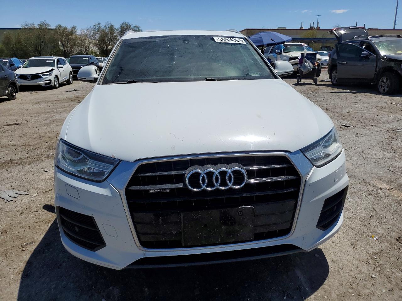 2016 AUDI Q3