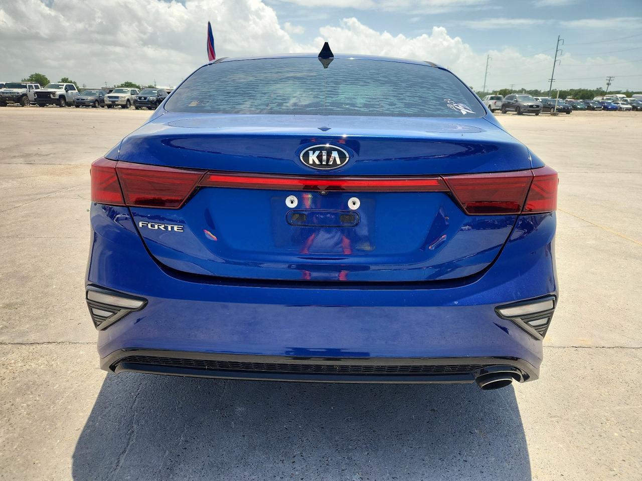 2019 KIA FORTE LXS