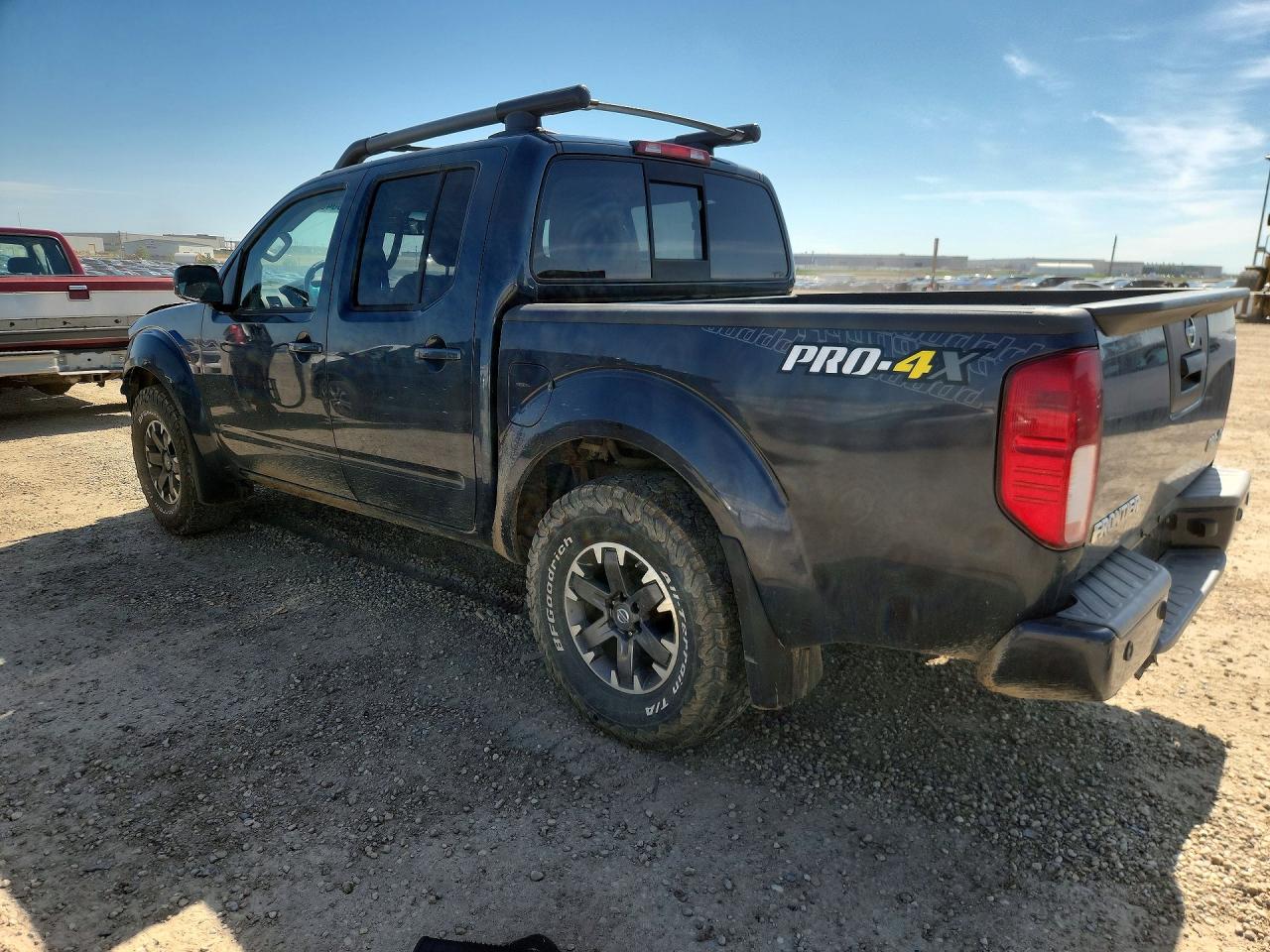2014 NISSAN FRONTIER