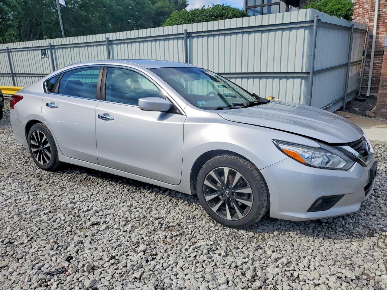 2018 NISSAN ALTIMA