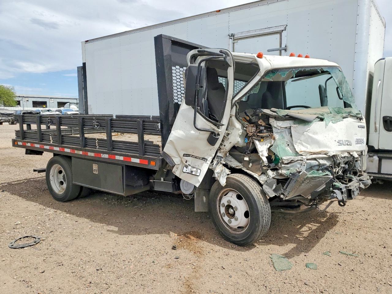 2023 ISUZU NPR HD