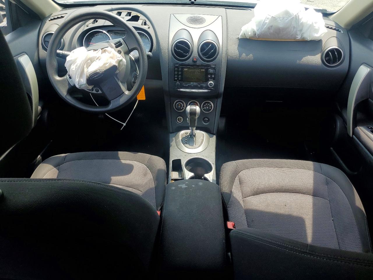 2011 NISSAN ROGUE