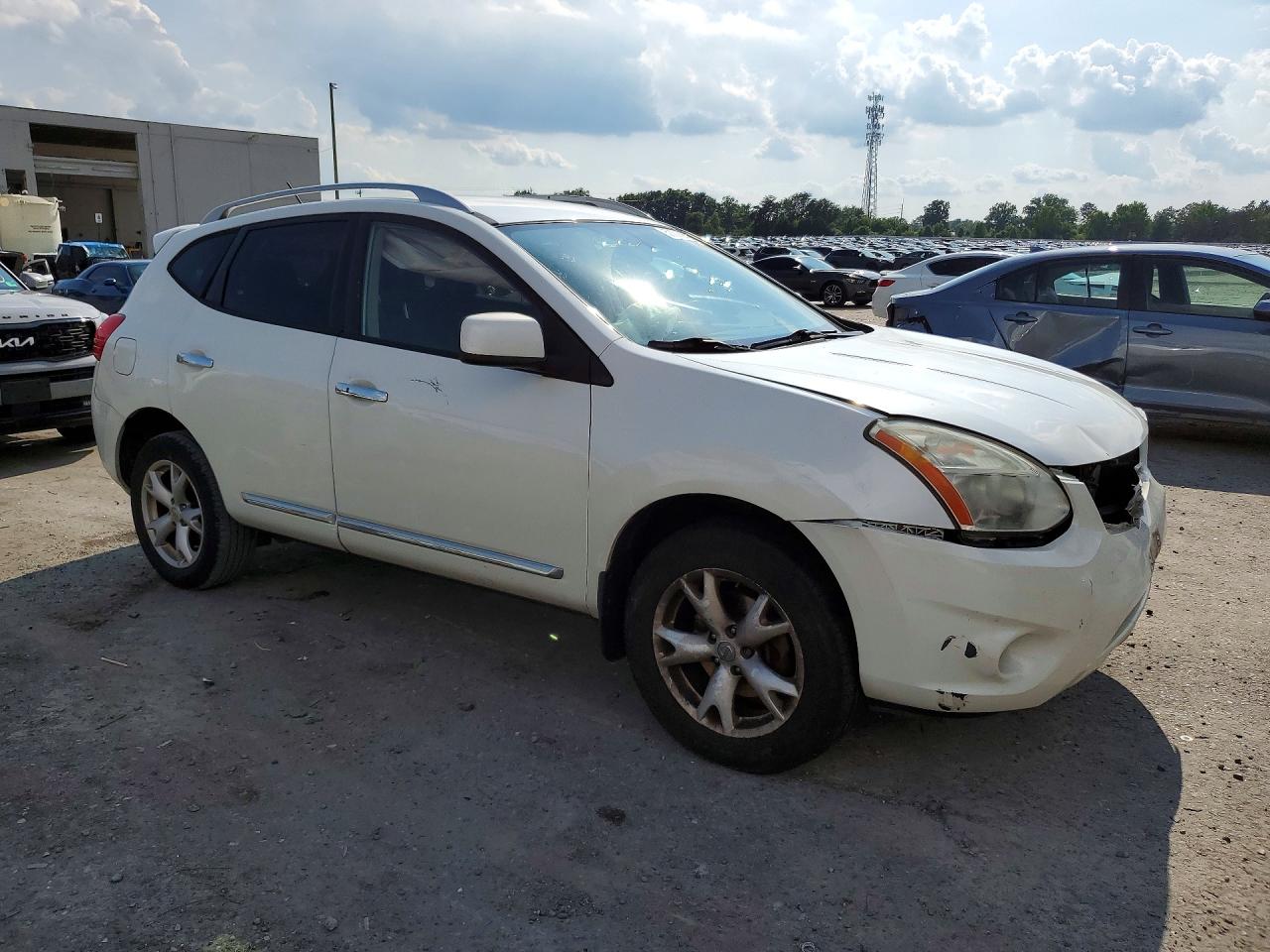 2011 NISSAN ROGUE