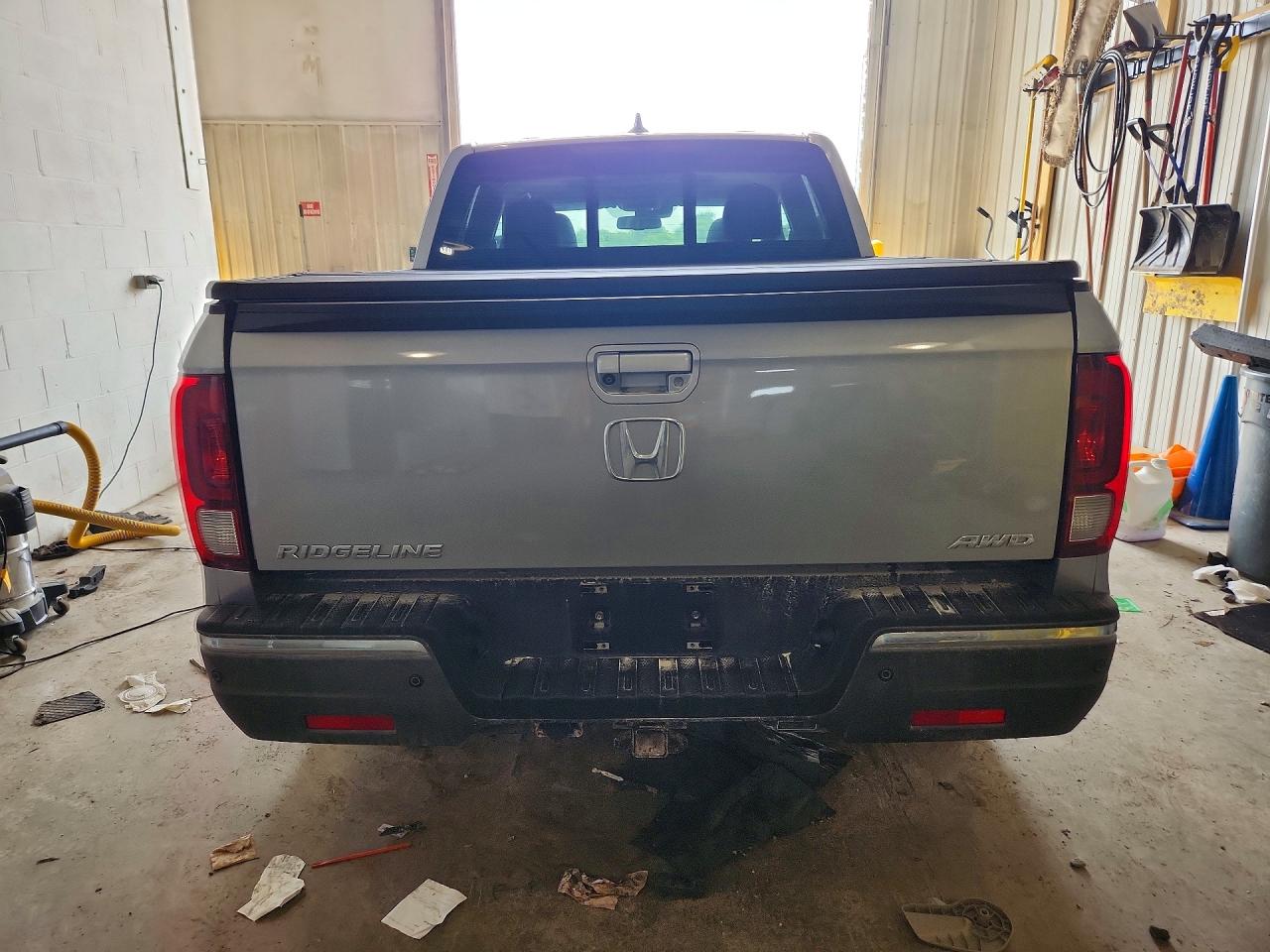 2017 HONDA RIDGELINE