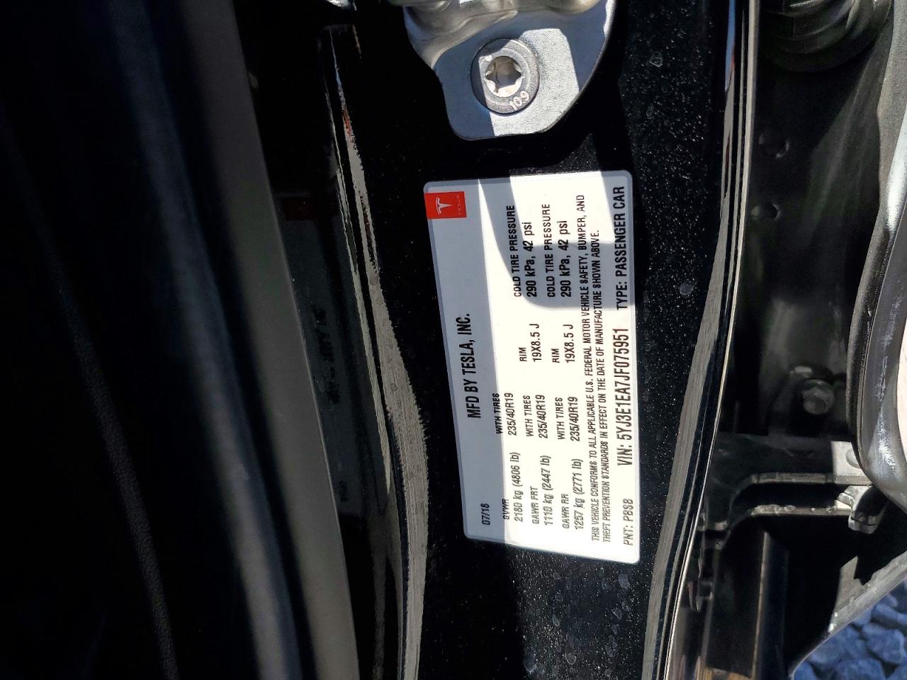 2018 TESLA MODEL 3