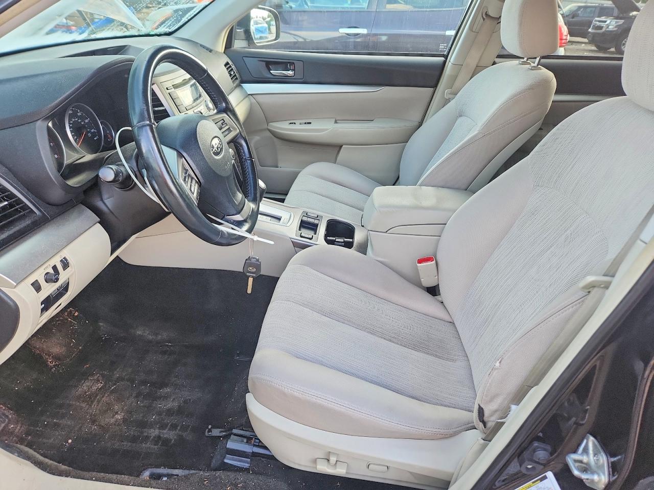 2013 SUBARU OUTBACK