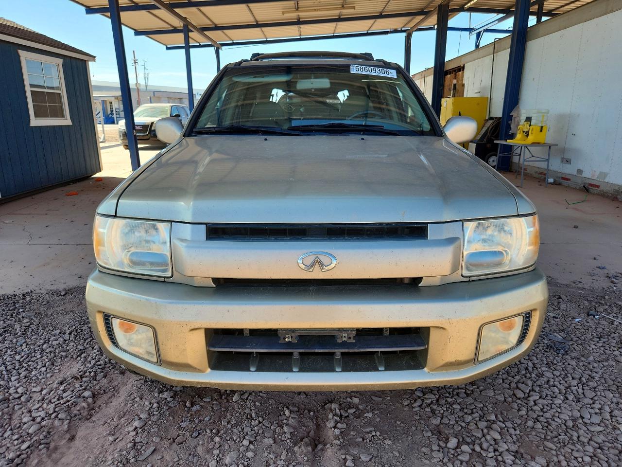 2003 INFINITI QX4