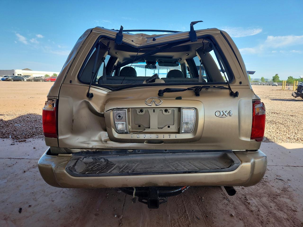 2003 INFINITI QX4