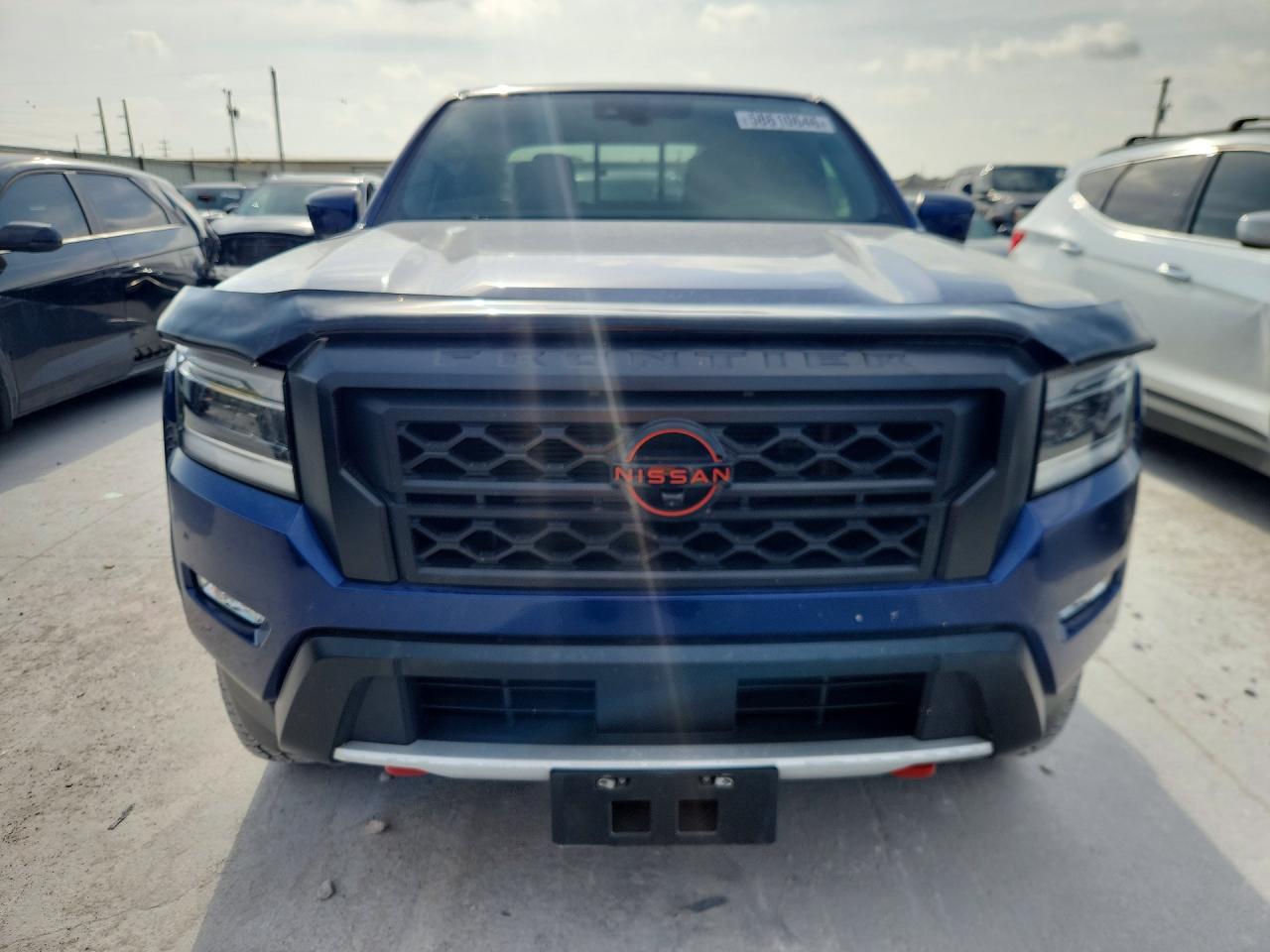 2022 NISSAN FRONTIER